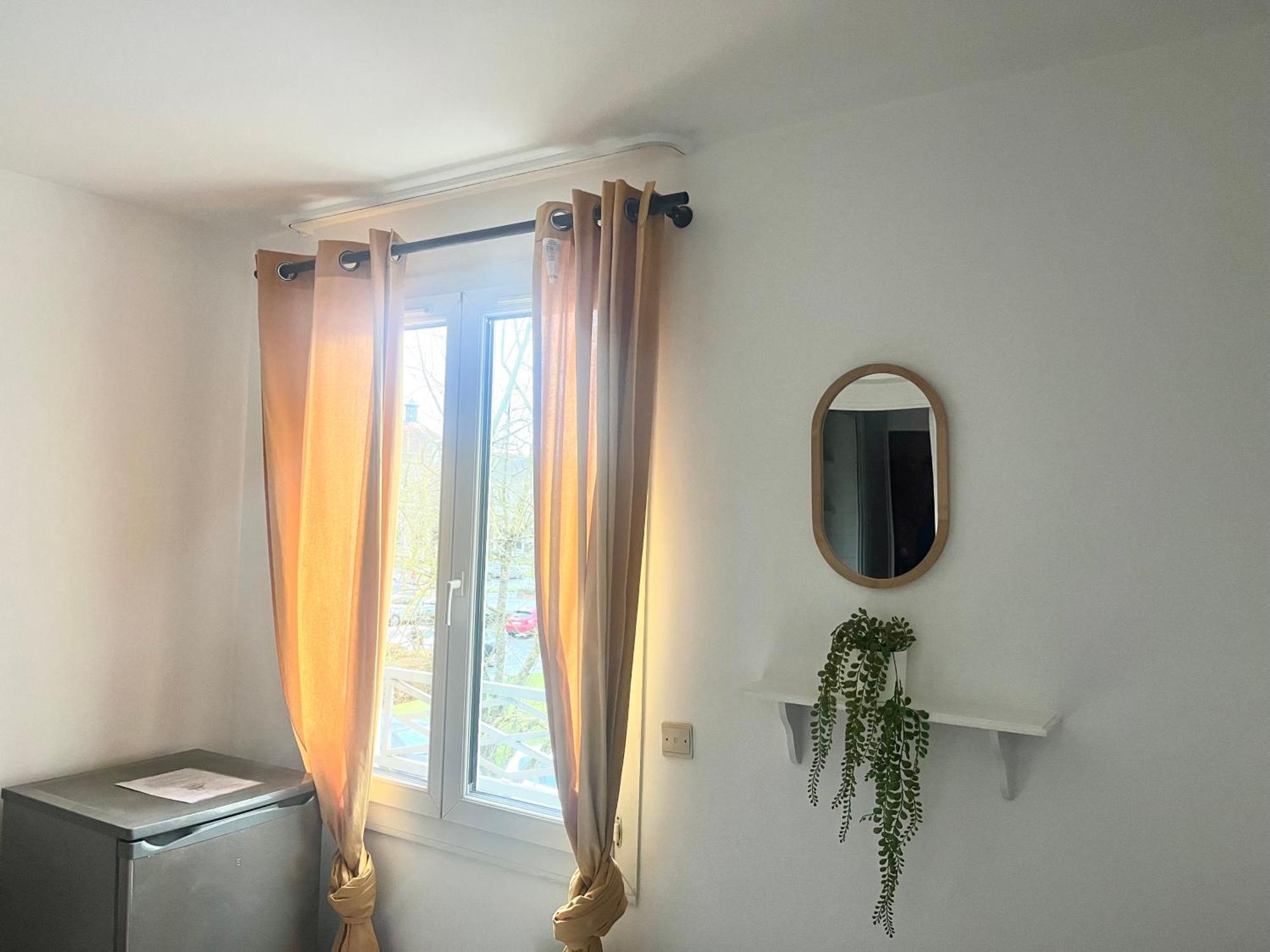 Studio -Sweethome - Paris-Disney - 3 Min Gare Bussy-Saint-Georges Buitenkant foto